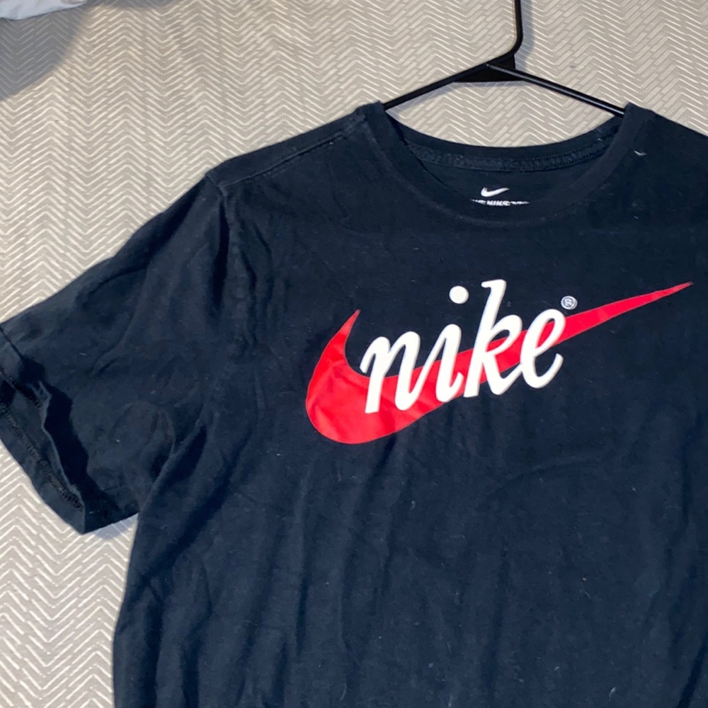 nike tee